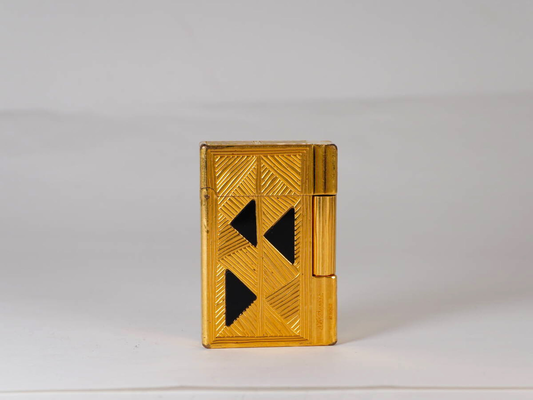 S.T. Dupont デュポン ガスライター 限定345/2000個 ゴールドカラー ブラック装飾 単品 現状品