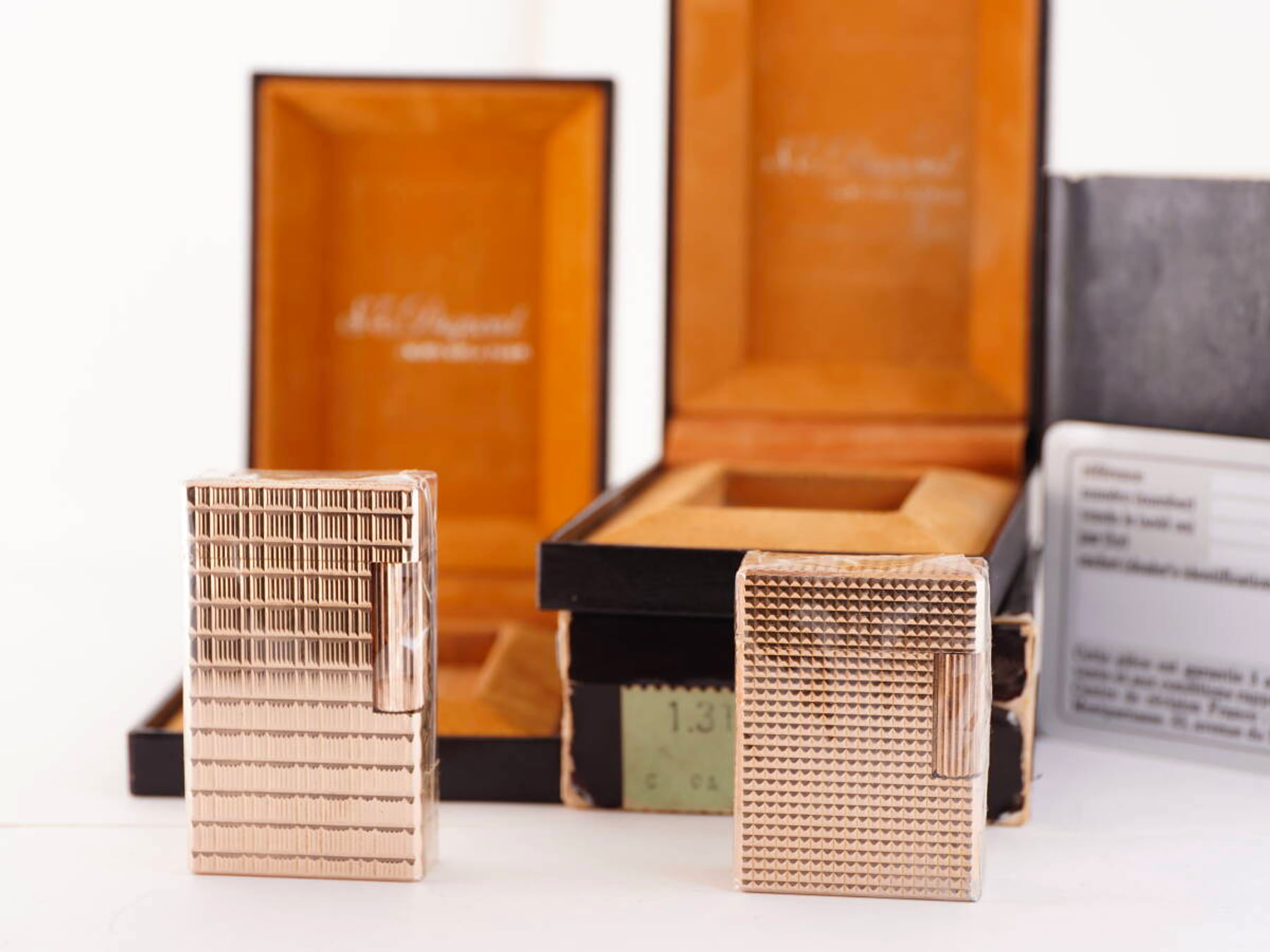 S.T.Dupont デュポン表記 ライン1タイプ ゴールドカラー 大小2点 ケース・カード付 ジャンク品