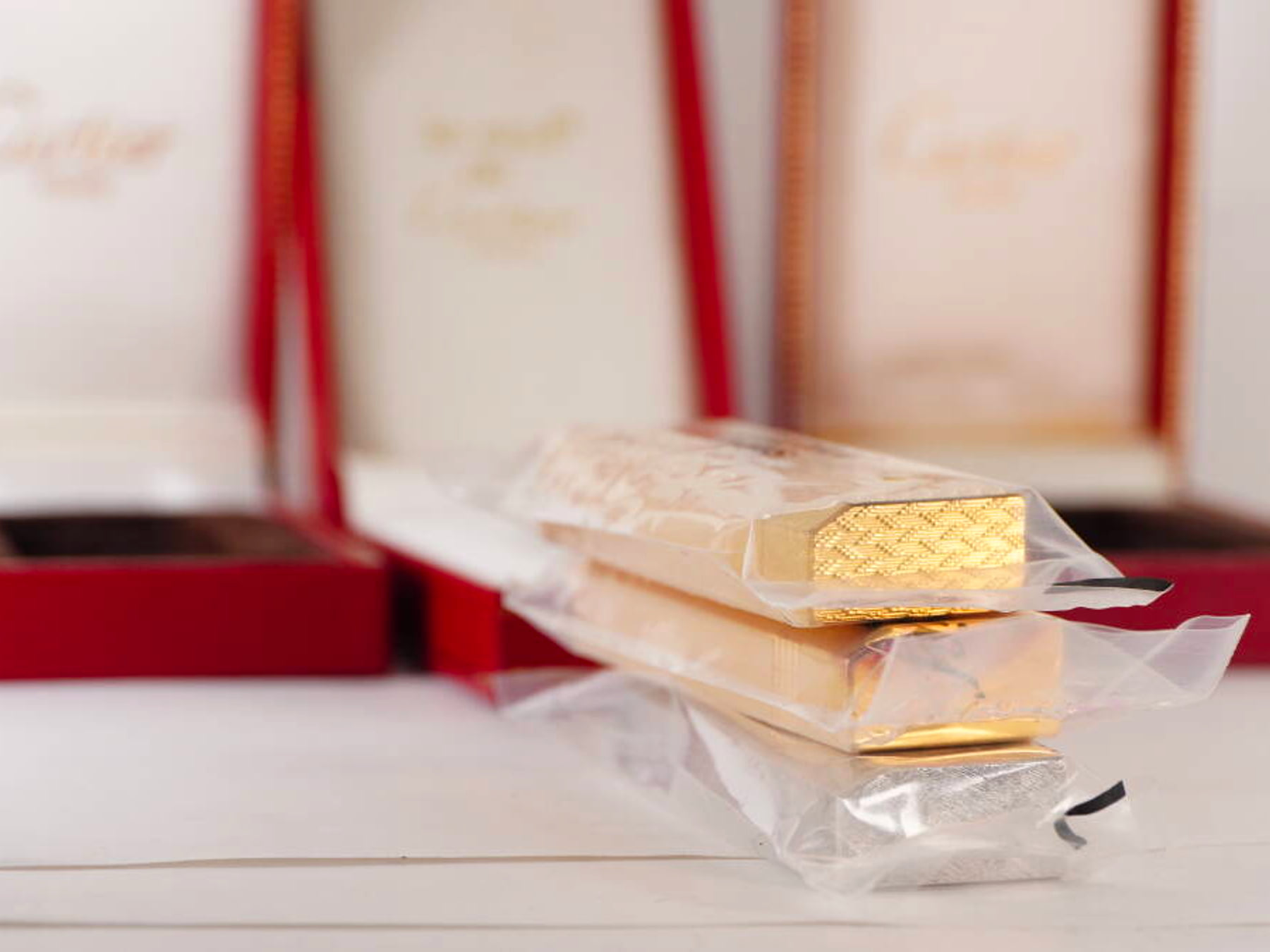 Cartier カルティエ ガスライター 3点セット ゴールドカラー シルバーカラー 純正ケース付 · plate 10
