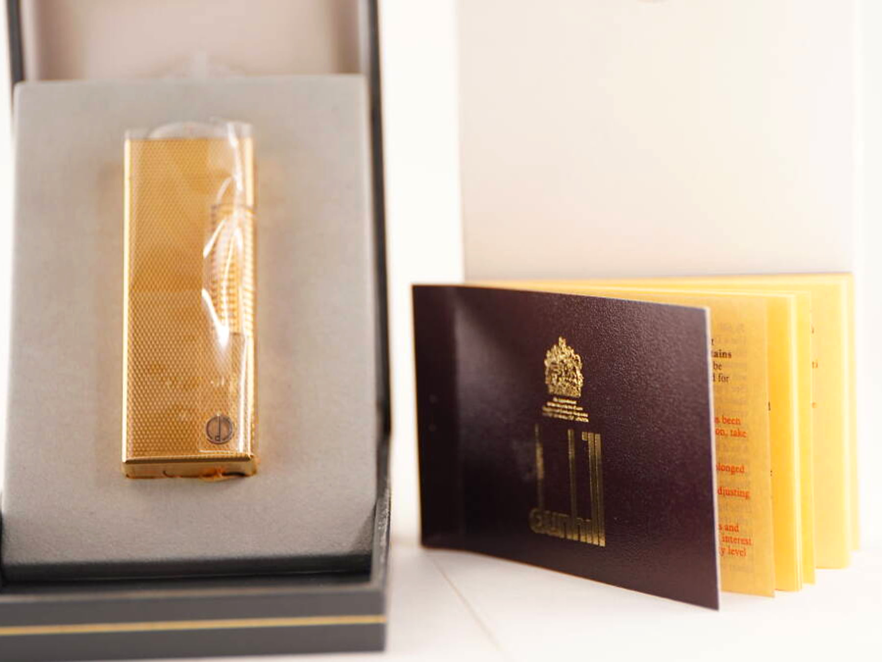 dunhill ダンヒル ガスライター ゴールドカラー 細密格子柄 元箱付