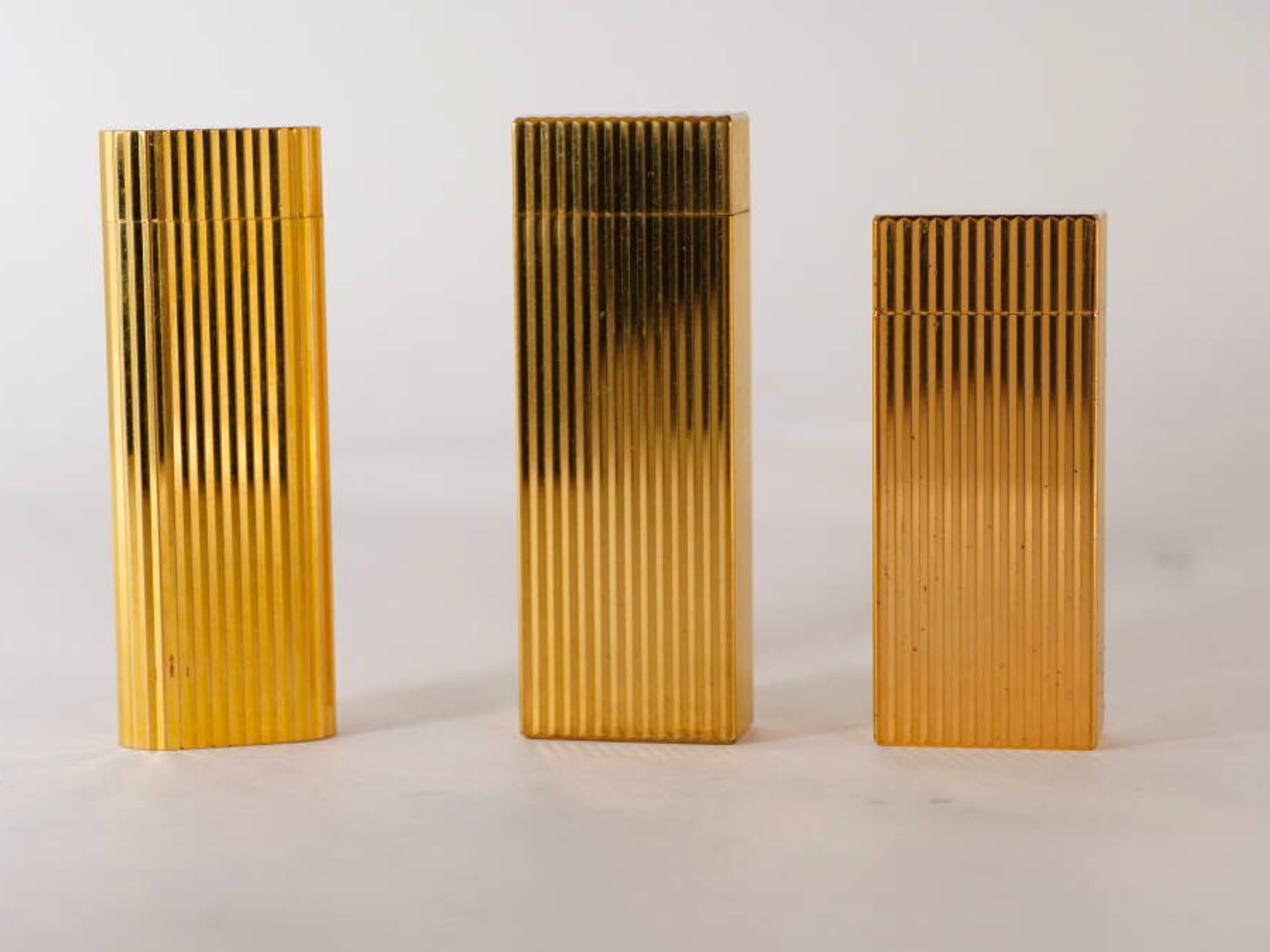 Cartier カルティエ ガスライター 3点セット ゴールドカラー 縦ライン調 単品 現状品 · plate 3