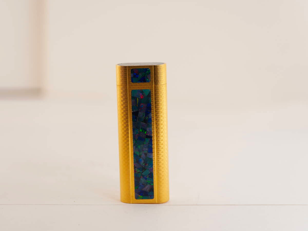 Cartier カルティエ表記 ゴールドカラー オパール調装飾 ガスライター 本体のみ ジャンク品