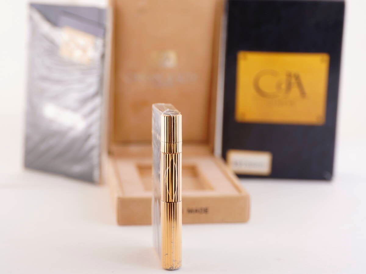 C d A GENEVE表記 ボルドー系 漆調 ガスライター ケース・箱付 ジャンク品