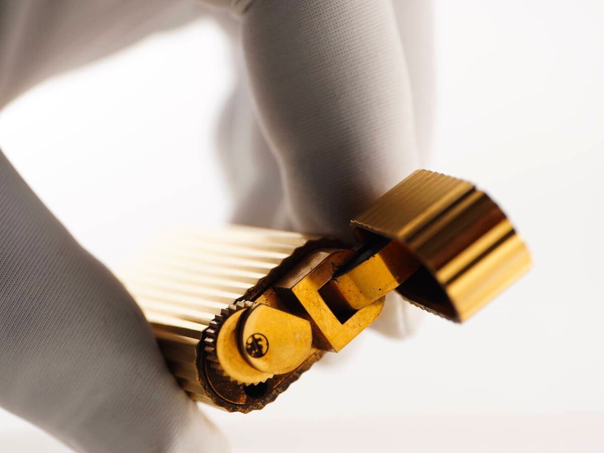Cartier カルティエ ガスライター ゴールドカラー ストライプ調 短款 単体
