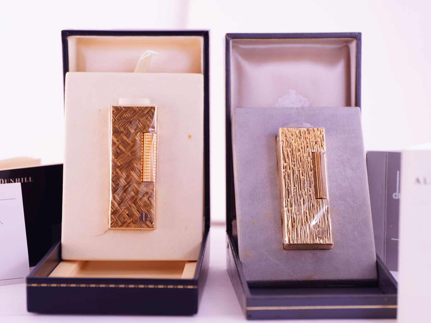 dunhill ダンヒル表記 ゴールドカラー ガスライター 2点 ケース付 ジャンク品
