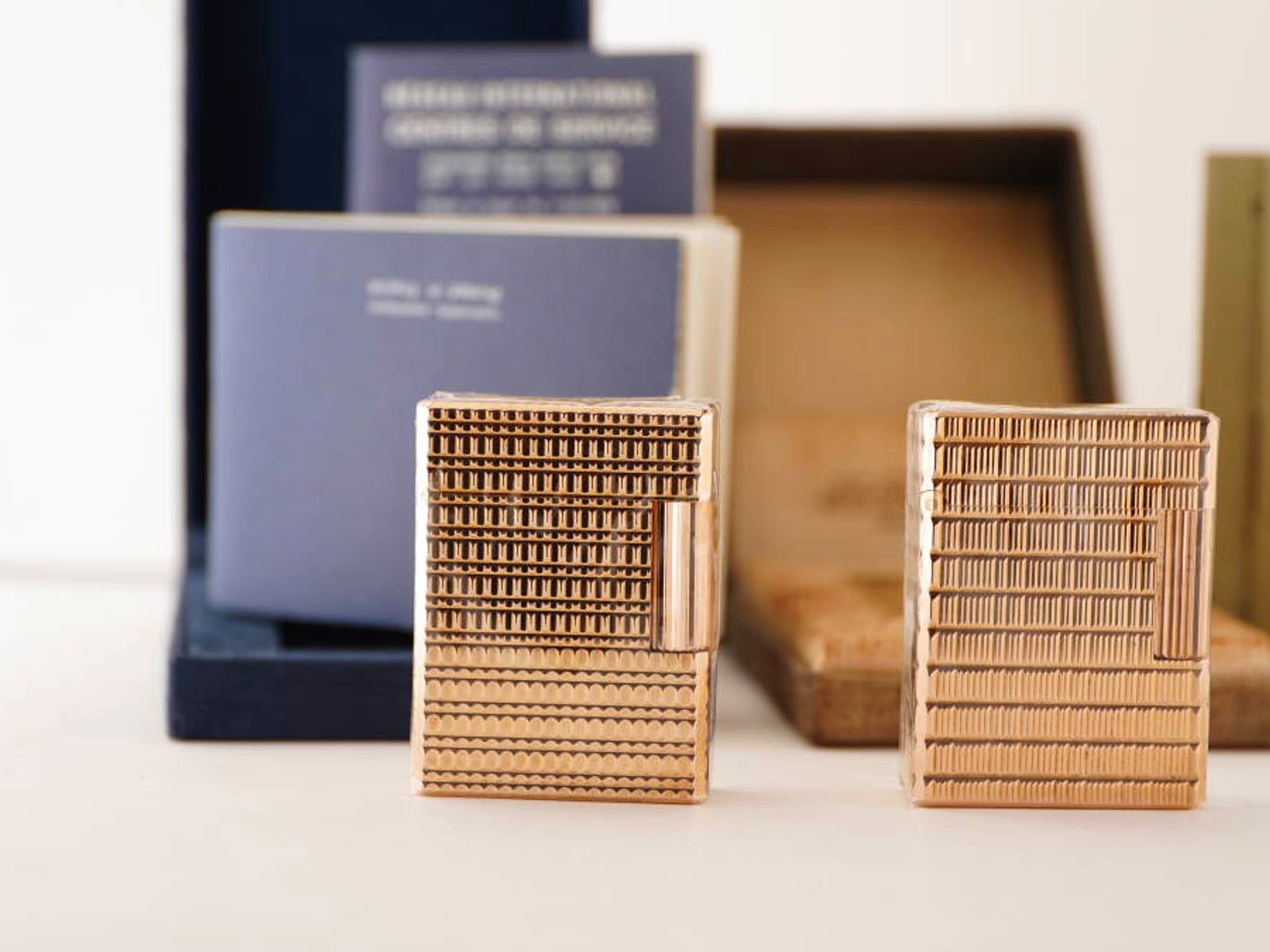S.T.Dupont デュポン表記 ライン1タイプ ゴールドカラー ガスライター 2点 ケース・箱類付 ジャンク品