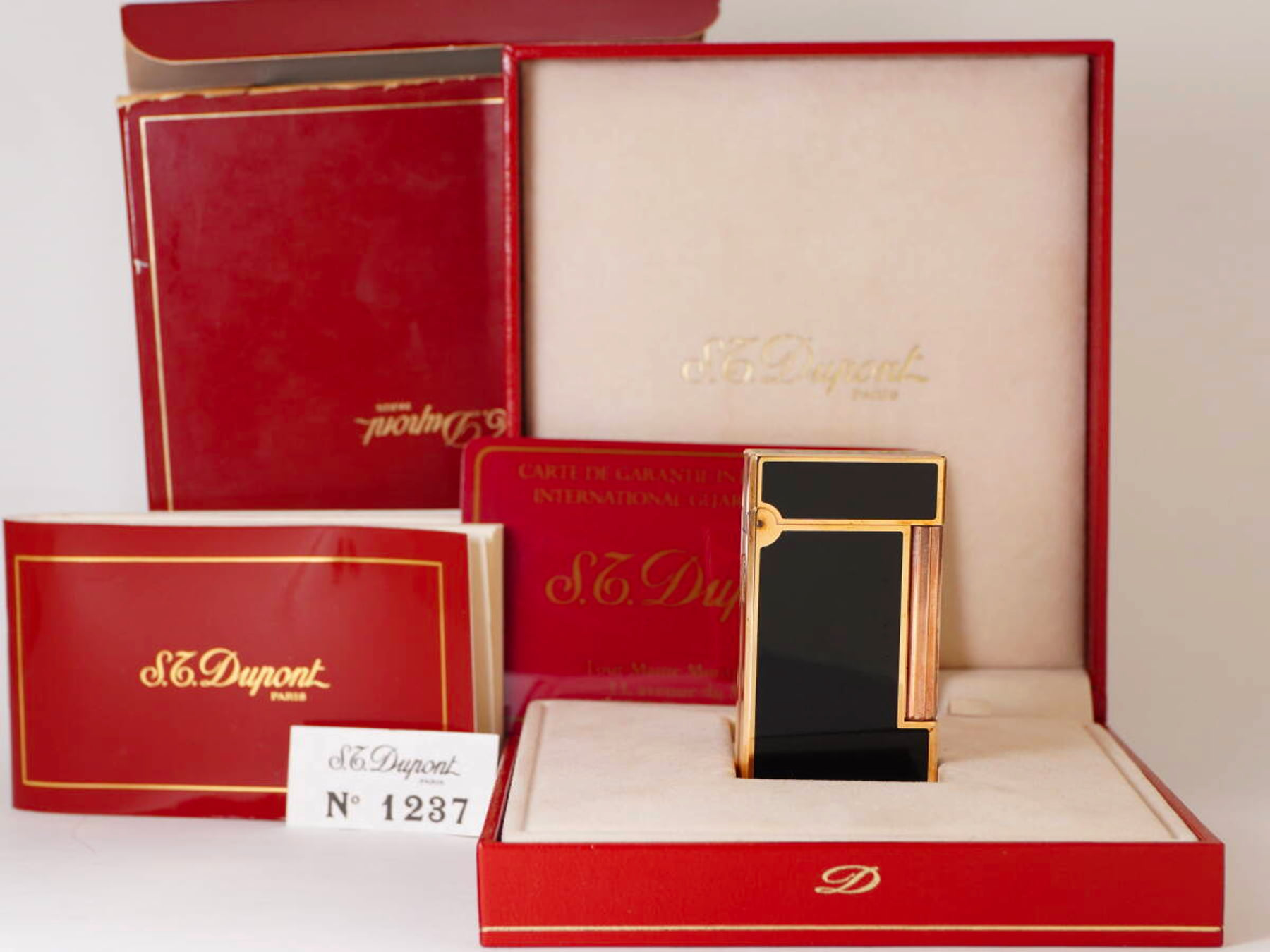 S.T. Dupont デュポン ガスライター LD ブラックラッカー ゴールド仕上げ 箱・保証書付 現状品