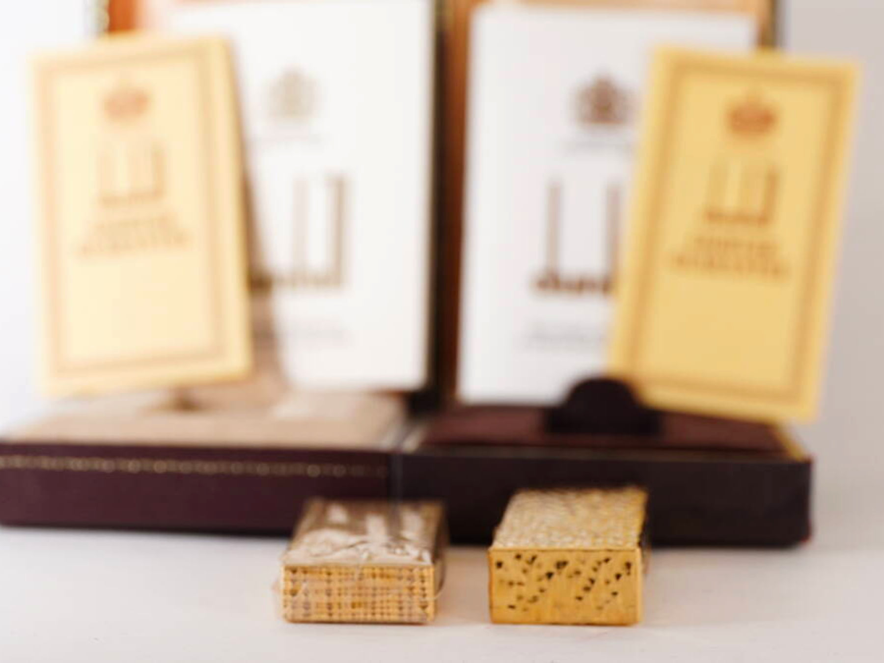 dunhill ダンヒル ガスライター 2点セット ゴールドカラー 純正ケース付 · plate 6