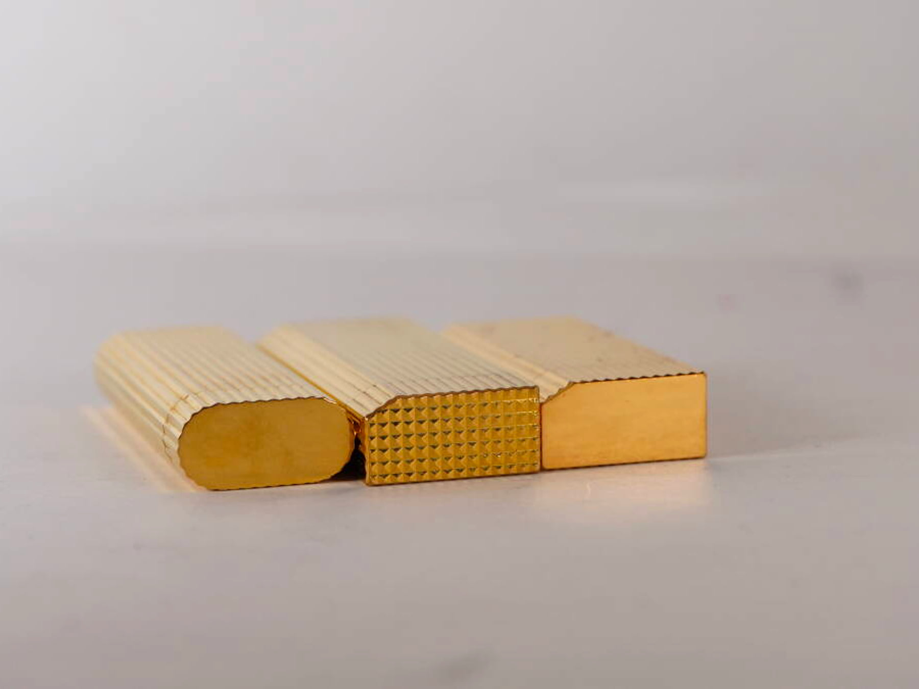 Cartier カルティエ ガスライター 3点セット ゴールドカラー 縦ライン調 単品 現状品 · plate 5