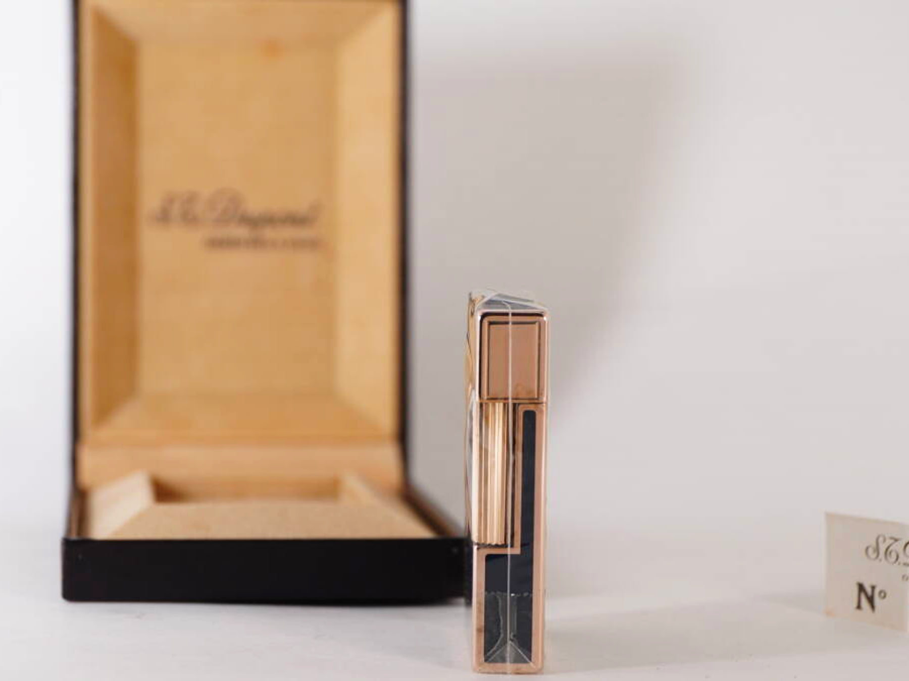 S.T. Dupont エス・テー・デュポン デュポン L2 中号 ガスライター ネイビー系 ラッカー調 ケース付 · plate 2
