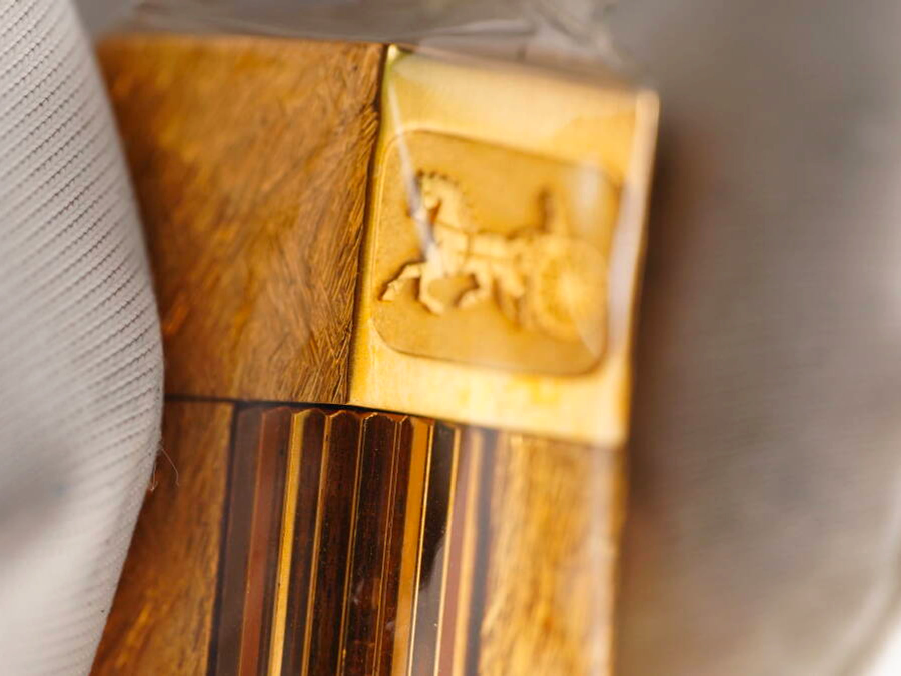 CELINE セリーヌ ガスライター 1点 原箱付 ゴールドカラー 現状品 · plate 8