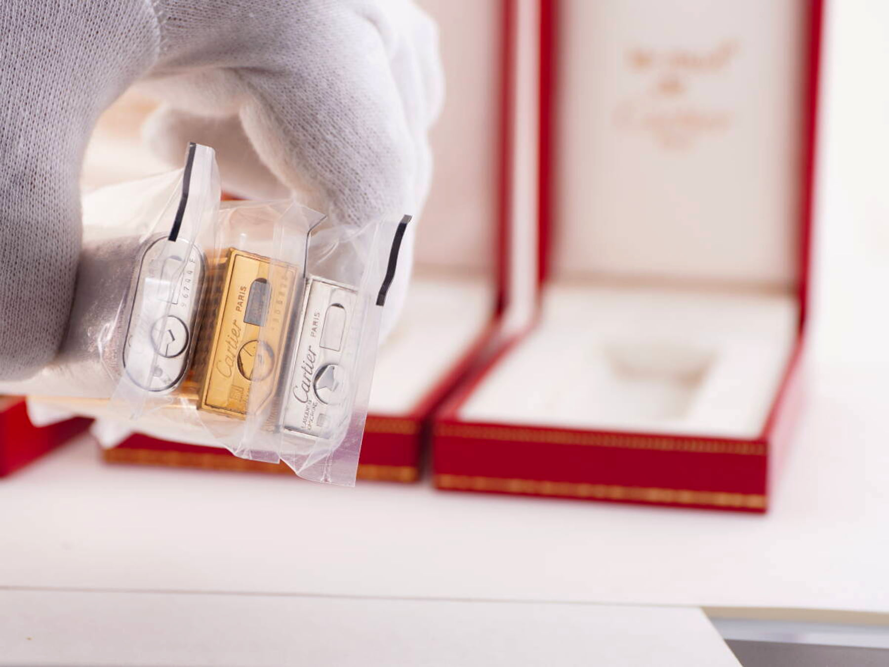 Cartier カルティエ表記 ガスライター 3点 ケース付 ジャンク品 · plate 6