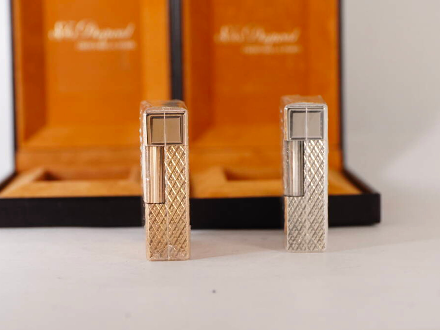 S.T.Dupont エステーデュポン L1系 ガスライター 2点セット 原箱付 ゴールド系 シルバー系 現状品 · plate 10