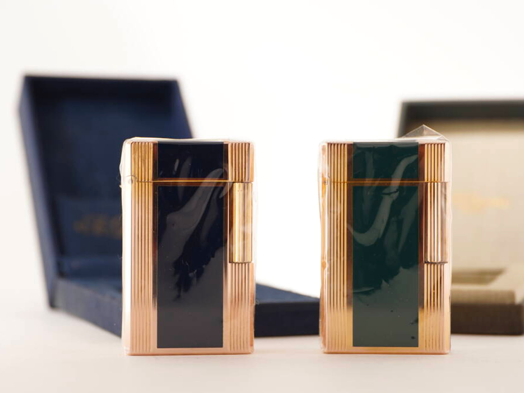 S.T.Dupont デュポン表記 ライン1タイプ 大型 漆調 ガスライター 2点 ケース付 ジャンク品