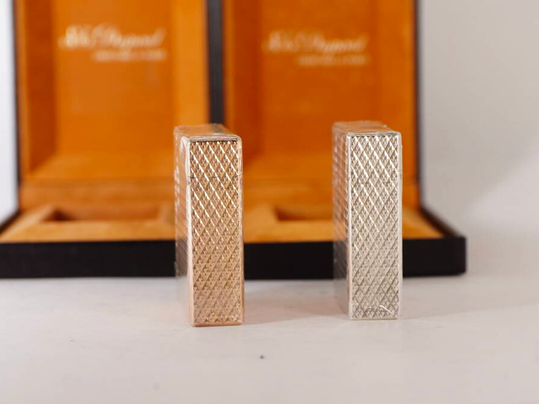 S.T.Dupont エステーデュポン L1系 ガスライター 2点セット 原箱付 ゴールド系 シルバー系 現状品 · plate 4